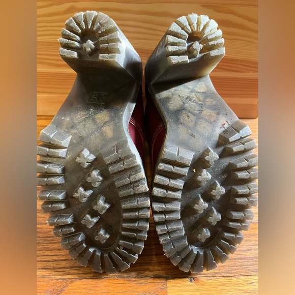 Dr.Marten Wine Colored Platforms - Picture 2 of 4